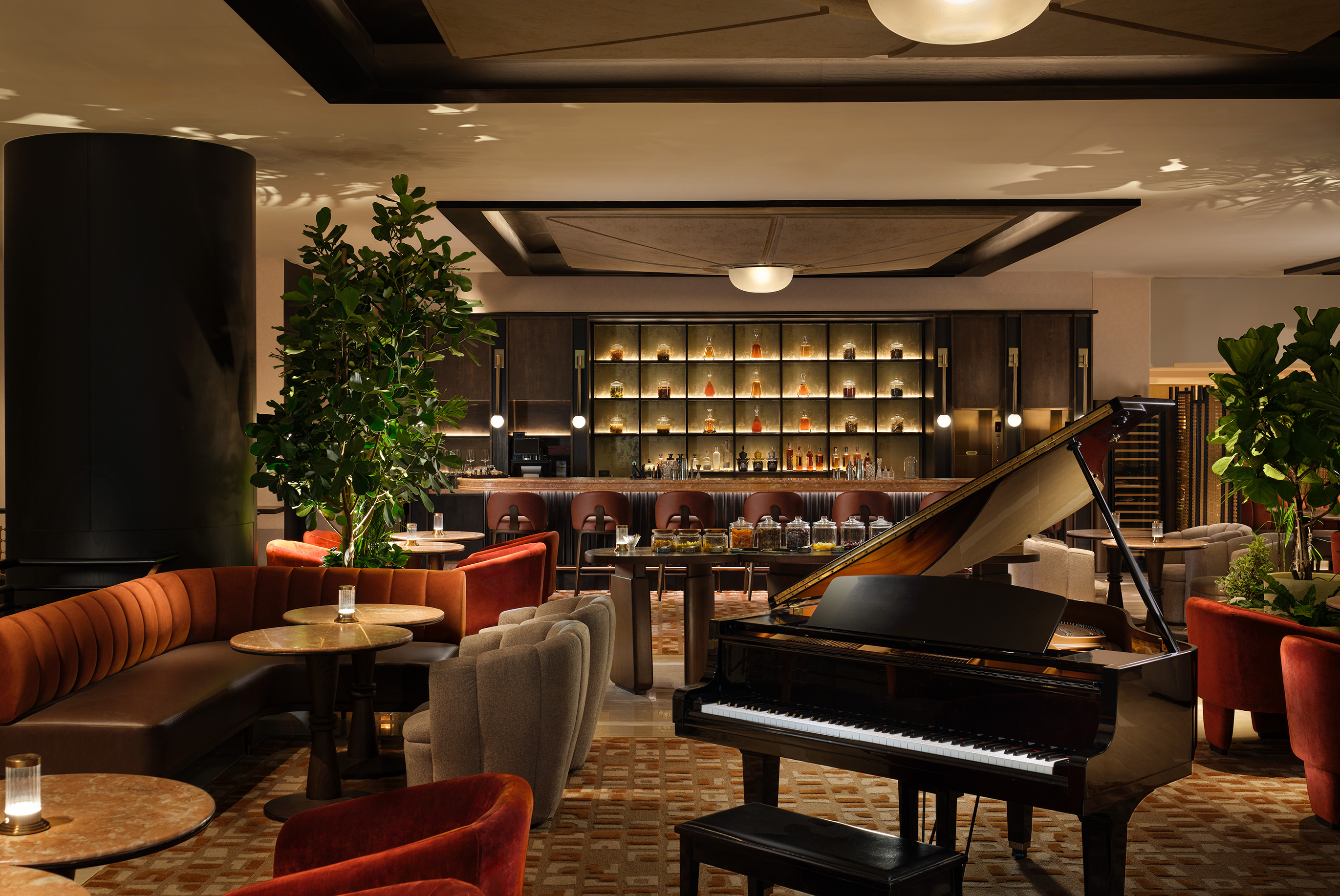 Banyan Tree Bangkok Saisons 1